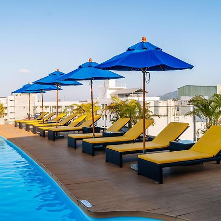 Days Inn By Wyndham Patong Beach Exterior foto