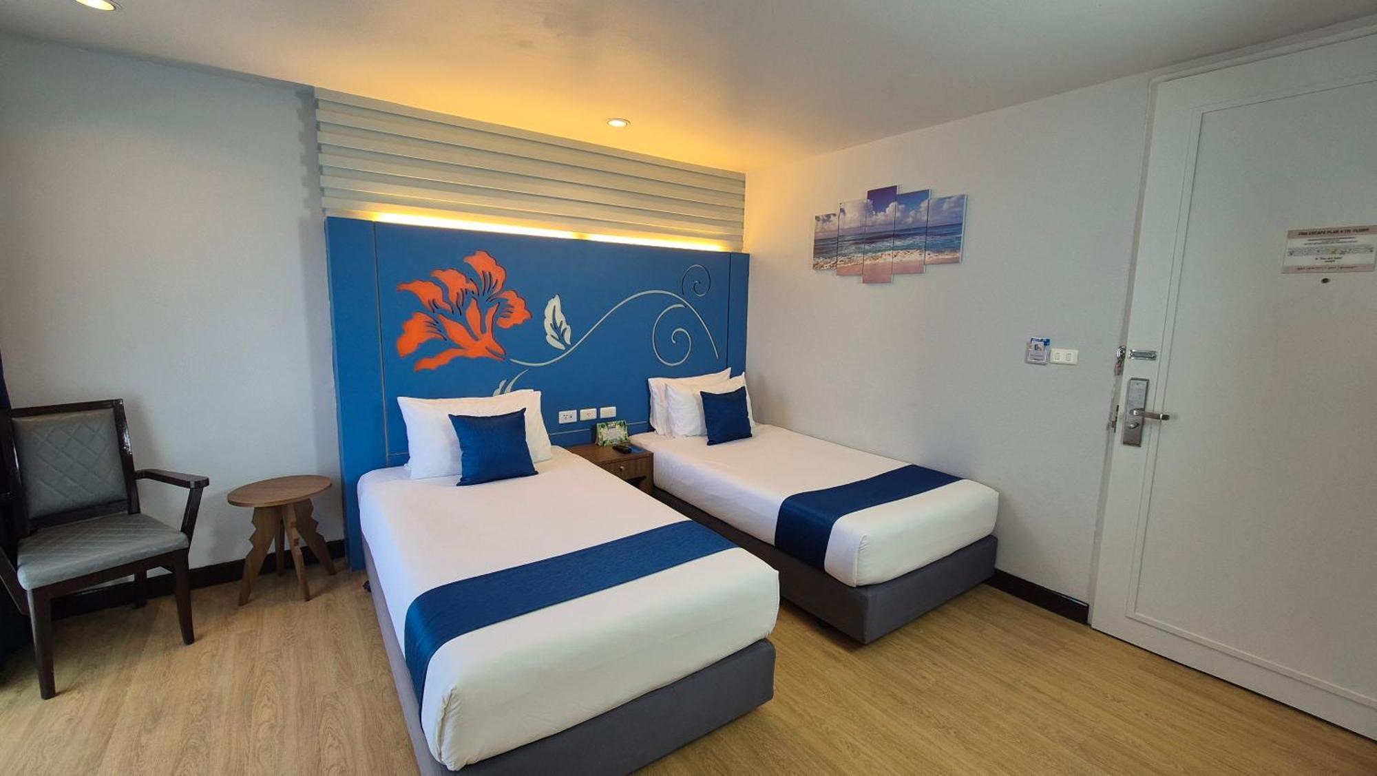 Days Inn By Wyndham Patong Beach Exterior foto