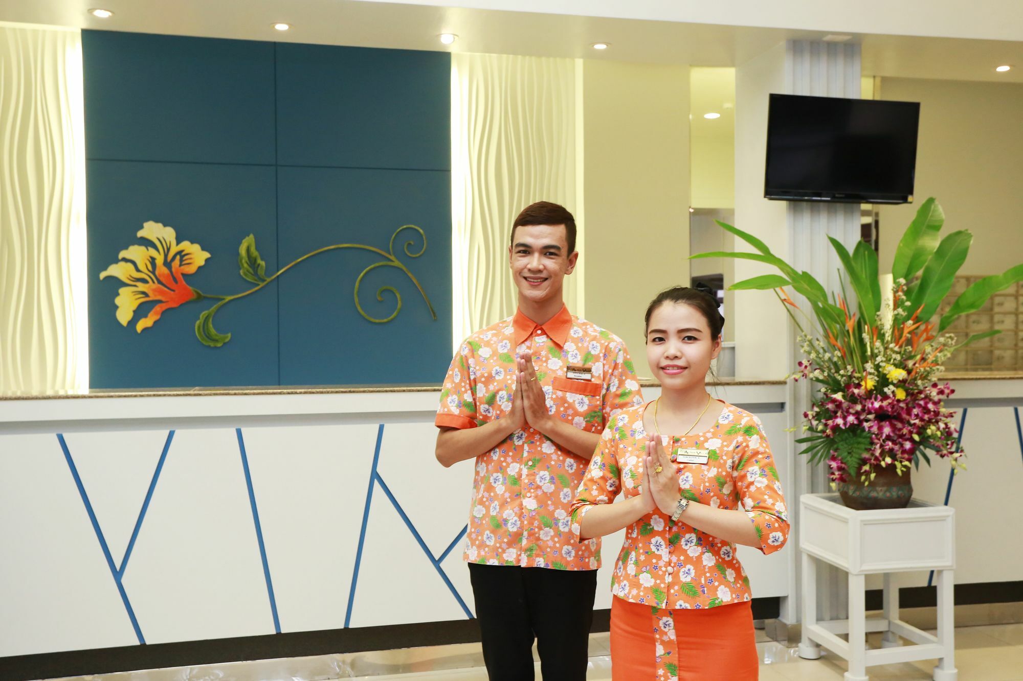 Days Inn By Wyndham Patong Beach Exterior foto
